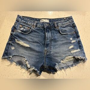 Zara Women's Frayed Blue Jean Shorts